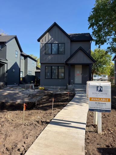 35 19th Avenue N, Hopkins, MN 55111