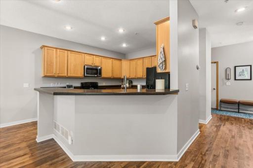 Main Floor: Kitchen Island
