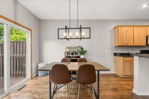 Main Floor: Dining