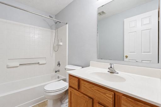 4560 Blaylock Way, 4303, Inver Grove Heights, MN 55076