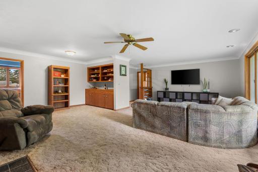 628 E Wisconsin Avenue, Barron, WI 54812