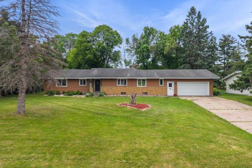 628 E Wisconsin Avenue, Barron, WI 54812