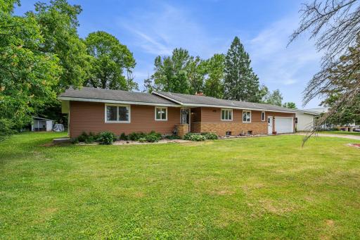 628 E Wisconsin Avenue, Barron, WI 54812