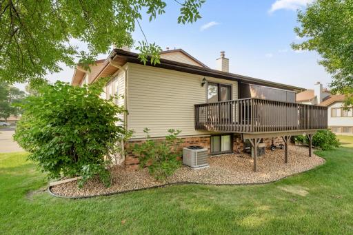 8717 N Maplebrook Circle, Brooklyn Park, MN 55445