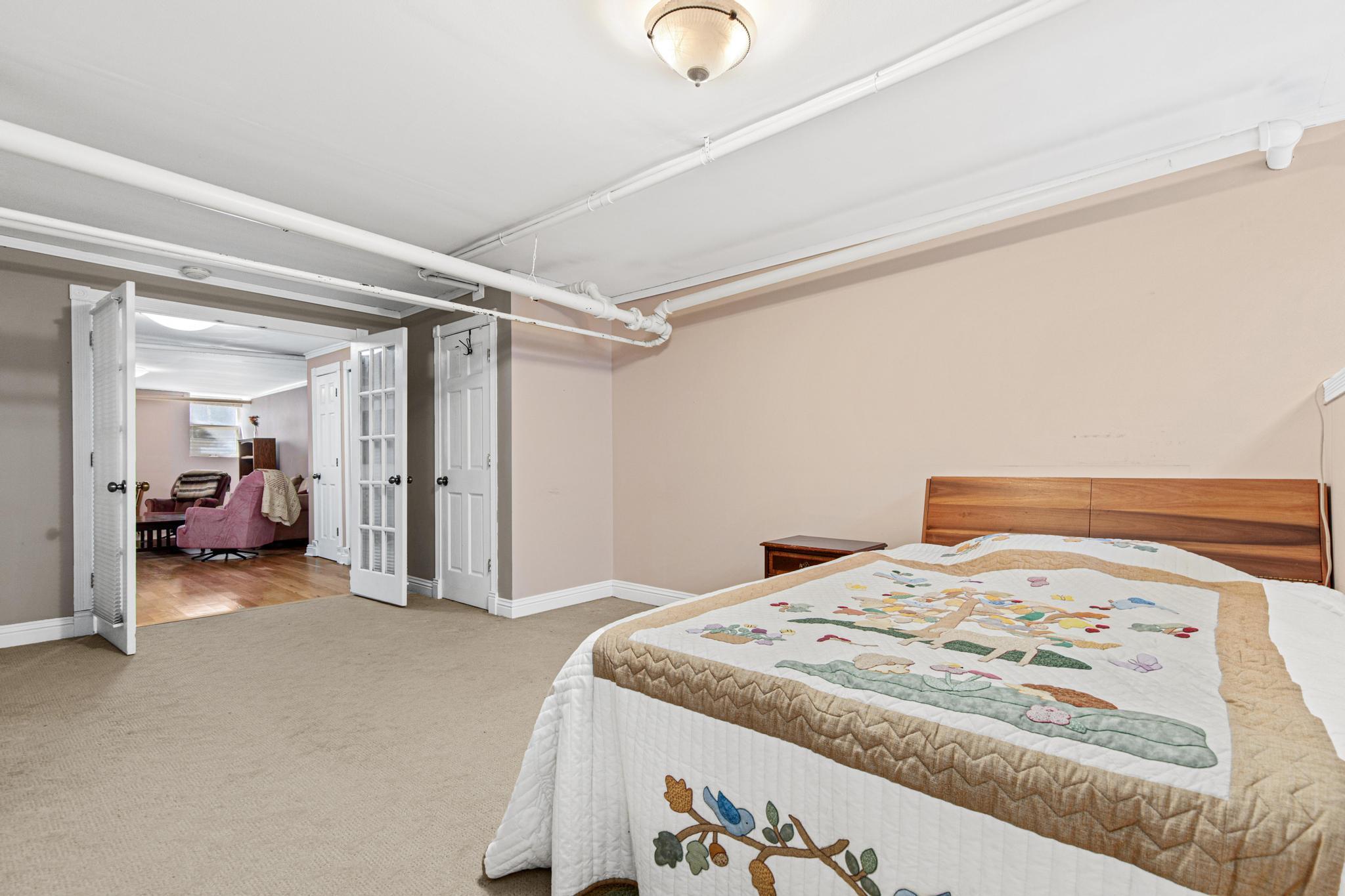 2621 Humboldt Avenue S-7.jpg