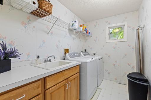 15785 25th Place N, Plymouth, MN 55447