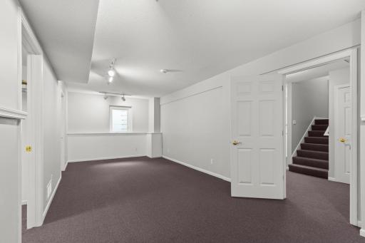 15785 25th Place N, Plymouth, MN 55447