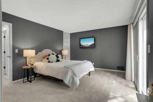 Upper floor second bedroom with huge walk-in closet