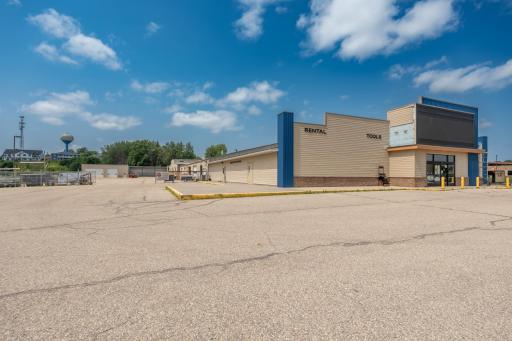 601 Central Street E, Lonsdale, MN 55046