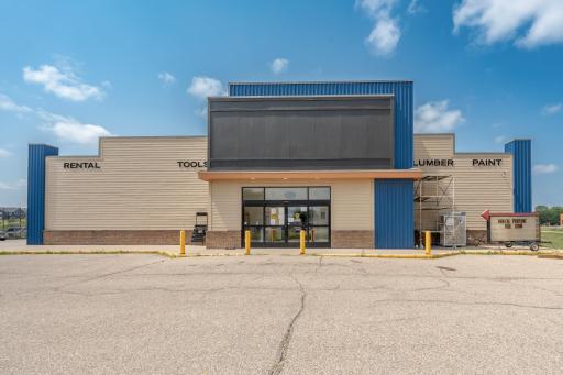 601 Central Street E, Lonsdale, MN 55046