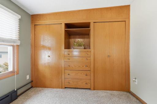 Primary Built-In Closet & Drawers