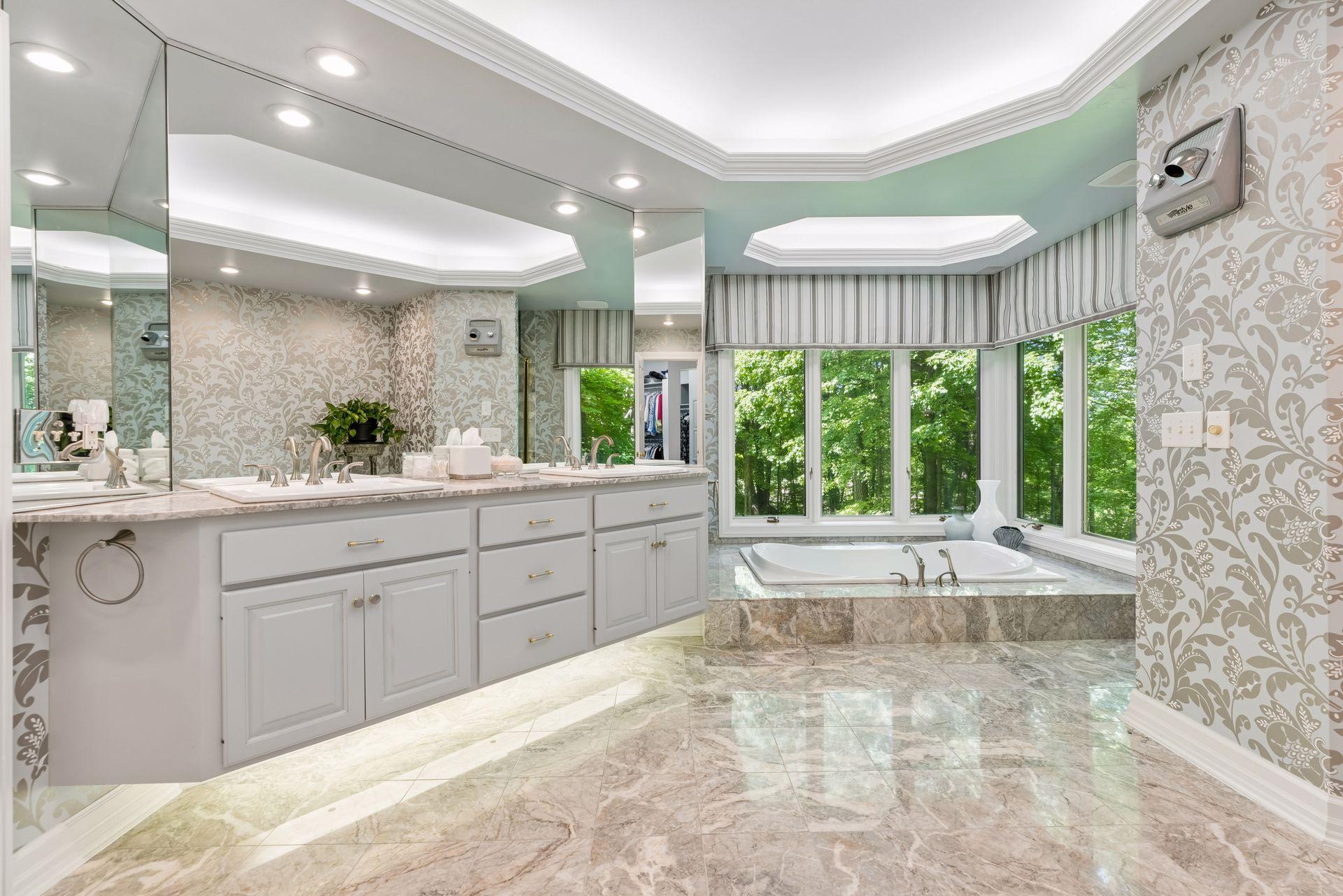 Primary bath