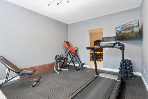 6311 Montee Drive, Eden Prairie, MN 55344
