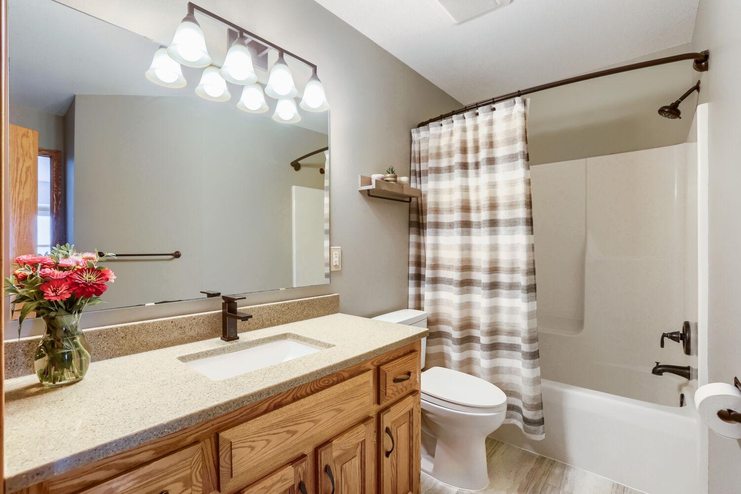 Upstairs Full Bath