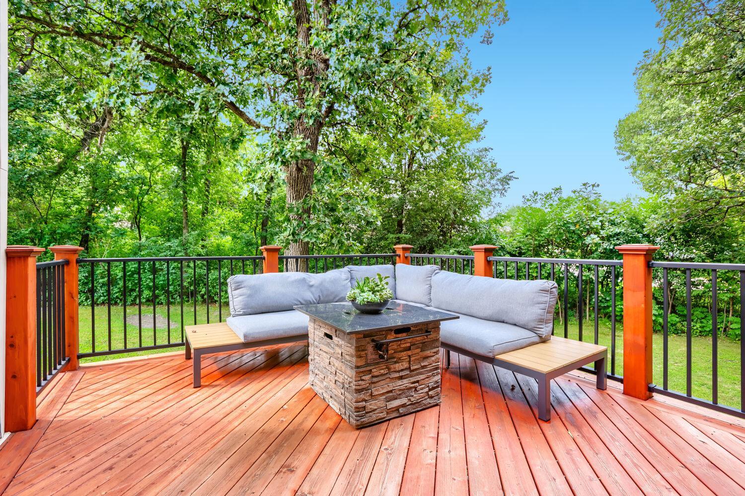 Deck