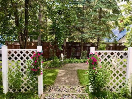 525 2nd Avenue SE, Long Prairie, MN 56347