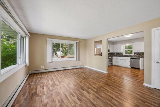 Spacious rambler with knockdown ceilings, neutral decor and three bedrooms on main level.