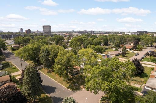 8236 Dupont Avenue S, Bloomington, MN 55420