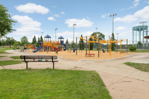 8236 Dupont Avenue S, Bloomington, MN 55420