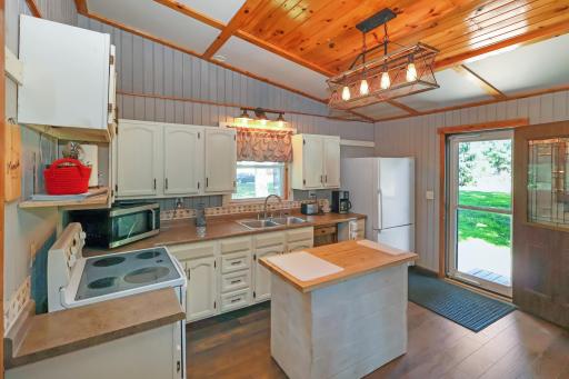 Kitchen with center island.jpg