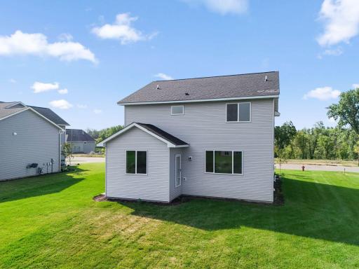 1551 Creekwood Dr, New Richmond, WI 54017