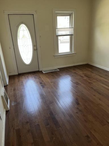 755livingroom.jpg