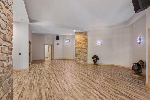 W10622 State Road 35, Prescott, WI 54021
