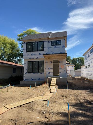 37 19th Avenue N, Hopkins, MN 55343