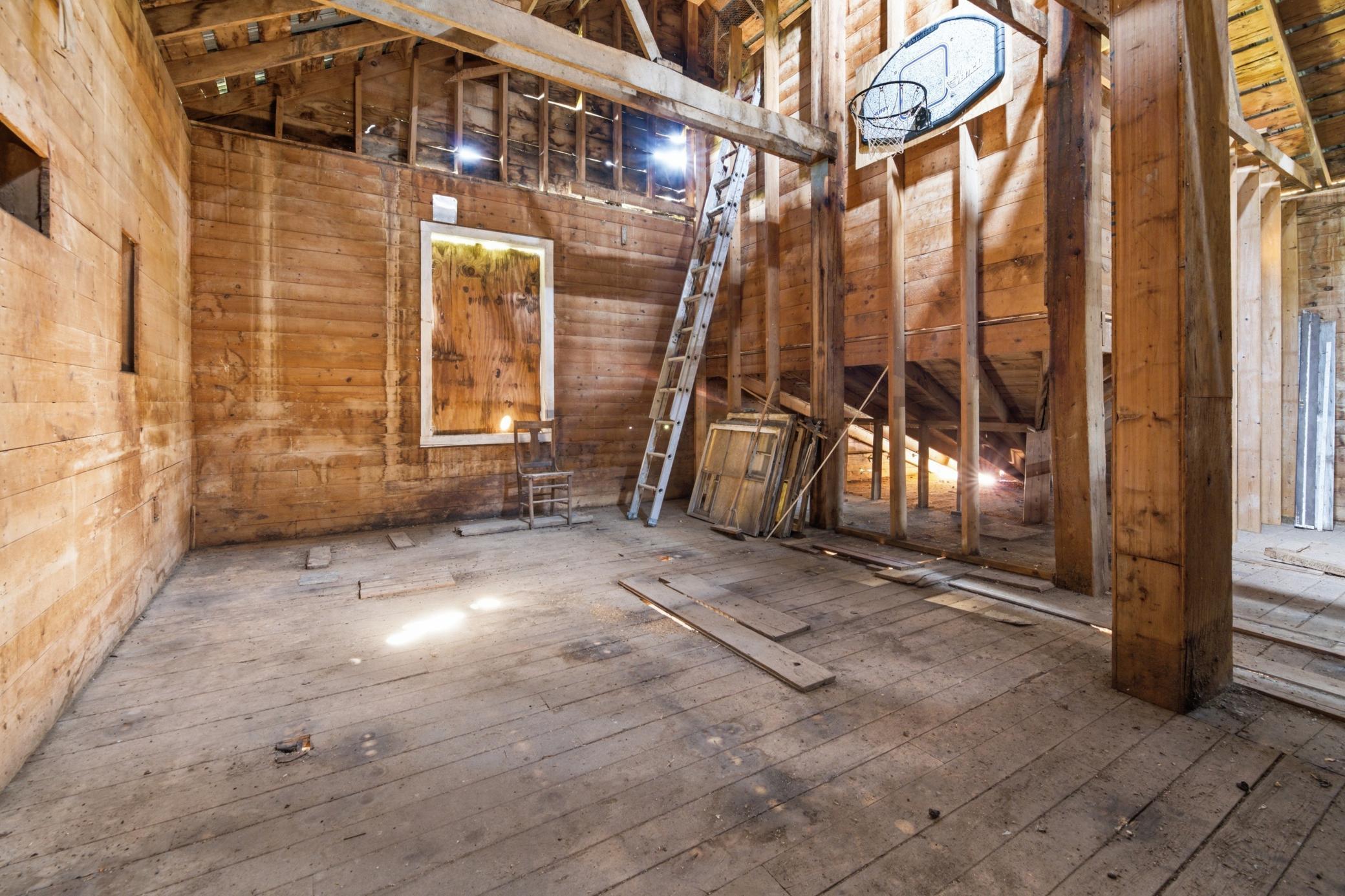 w25818 Mill Rd (10).jpg