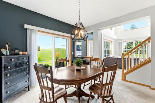 So much natural light!!