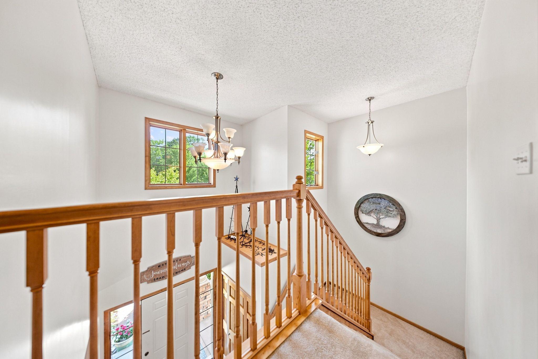 Open staircase to lower level