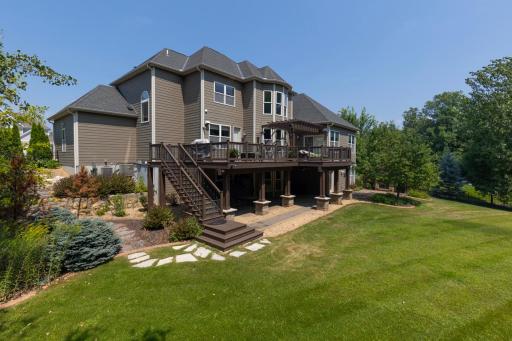 10033 Frederick Place, Eden Prairie, MN 55347
