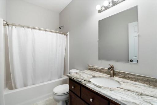 Full Bath/ 6x10