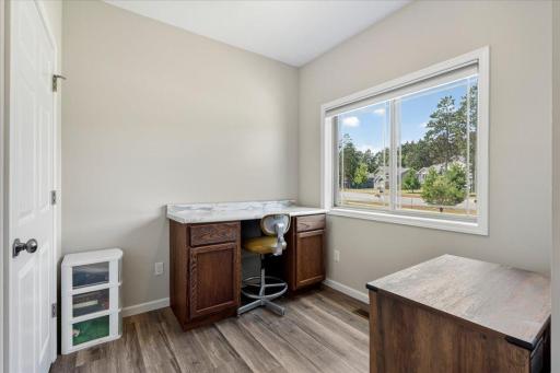 Front Office / 8x8.5