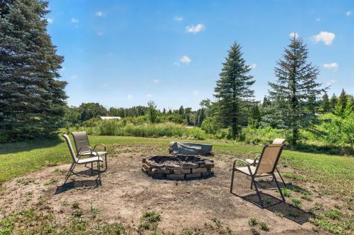 4901 E 250th Street, Elko New Market, MN 55020