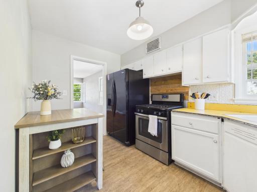 122 30th Avenue N, Saint Cloud, MN 56303