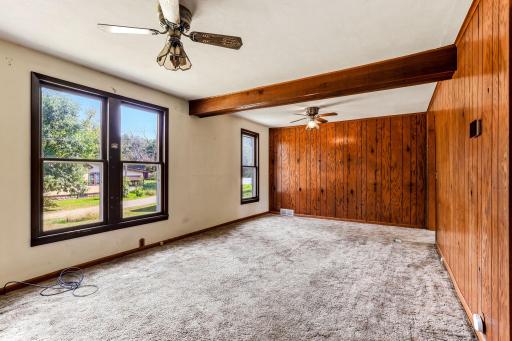 1140 Griffin Avenue, Mahtomedi, MN 55115