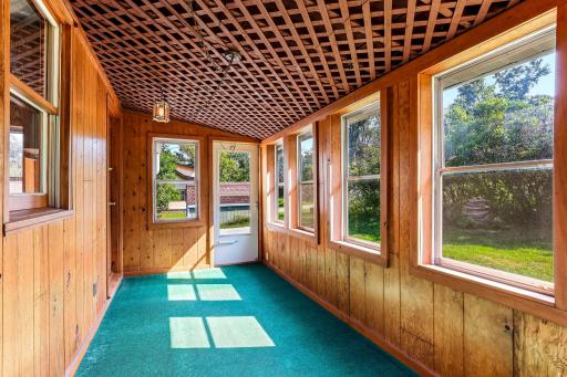 1140 Griffin Avenue, Mahtomedi, MN 55115