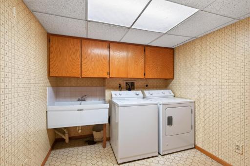 266 120th Lane NW, Coon Rapids, MN 55448