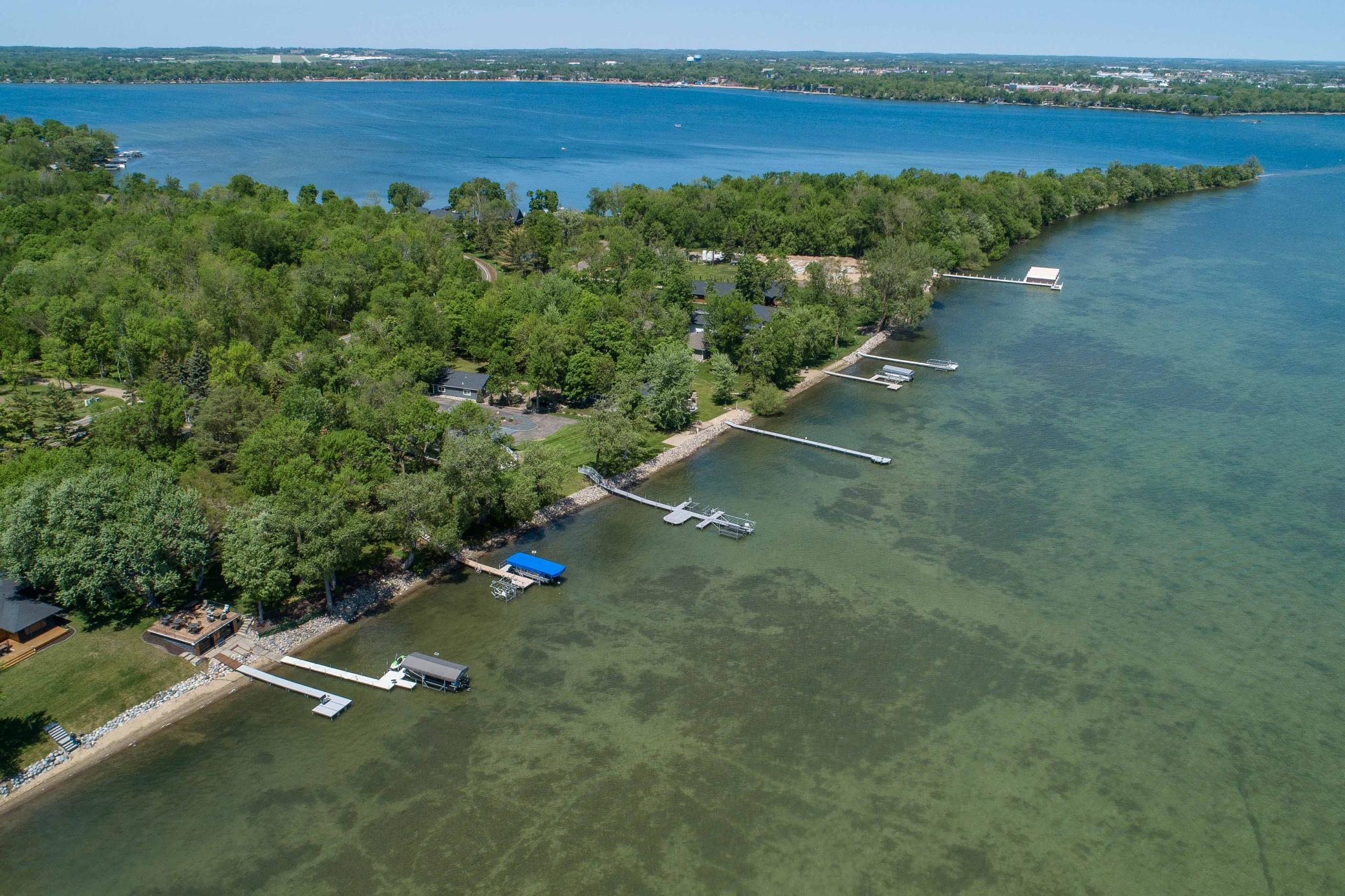 736 Shorewood-329.jpg