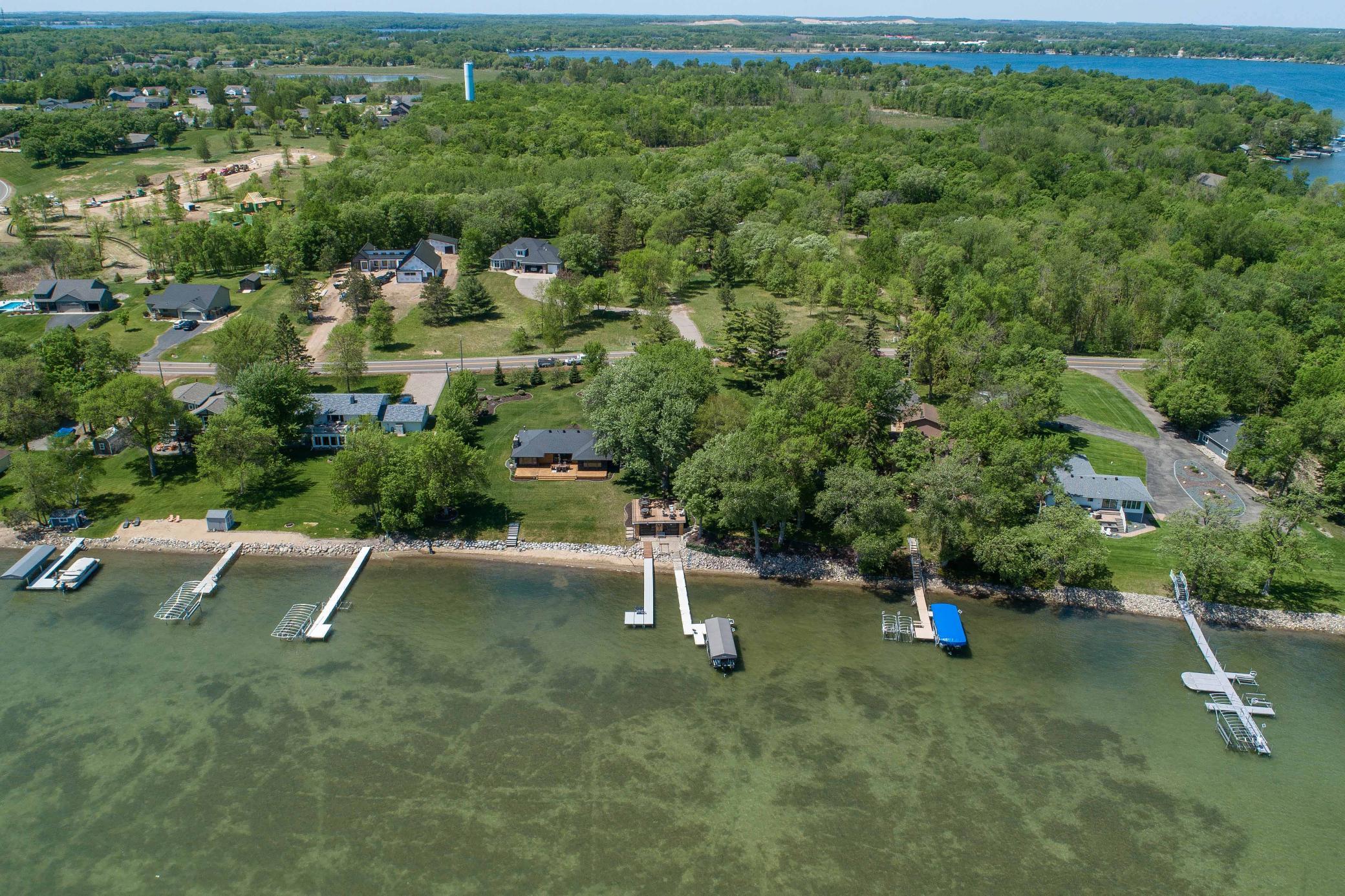 736 Shorewood-328.jpg