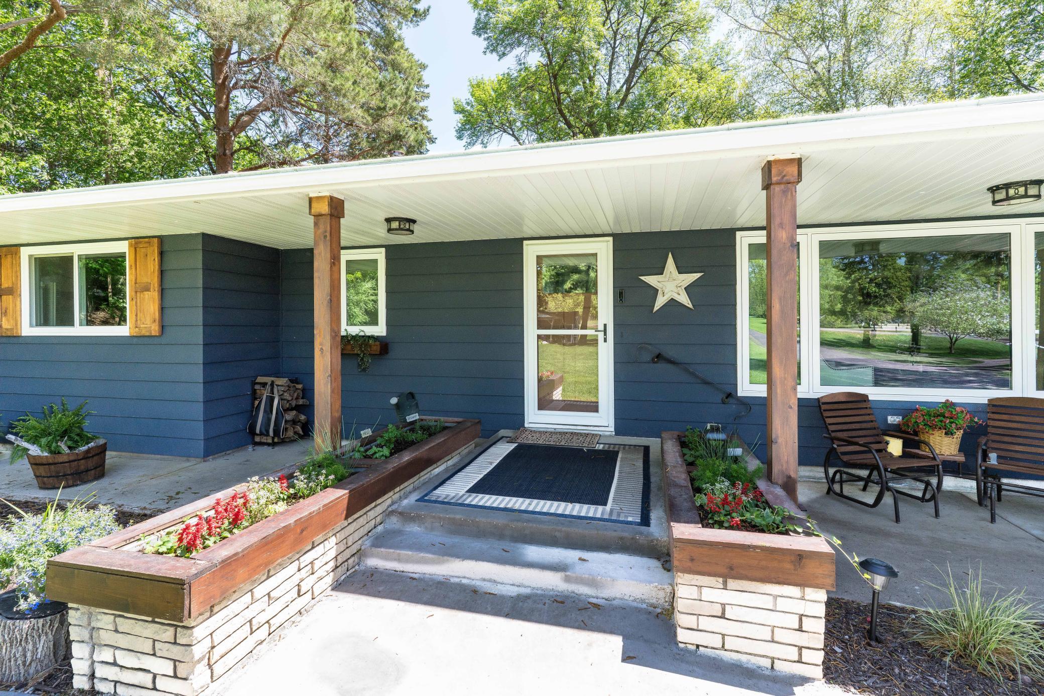 736 Shorewood-306.jpg