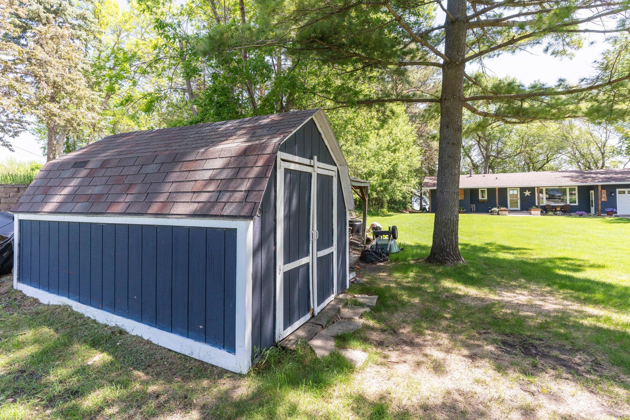 736 Shorewood-304.jpg