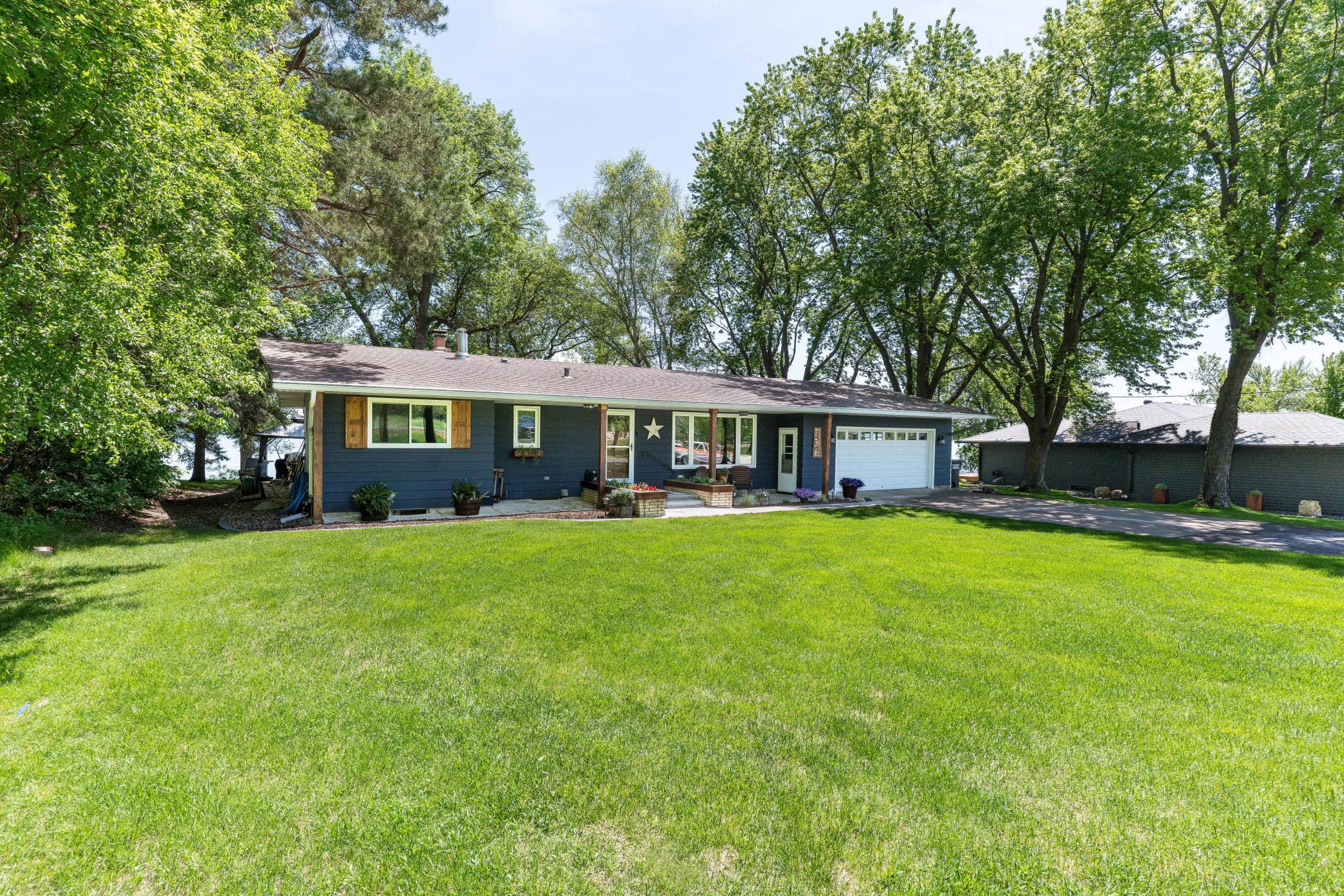 736 Shorewood-303.jpg
