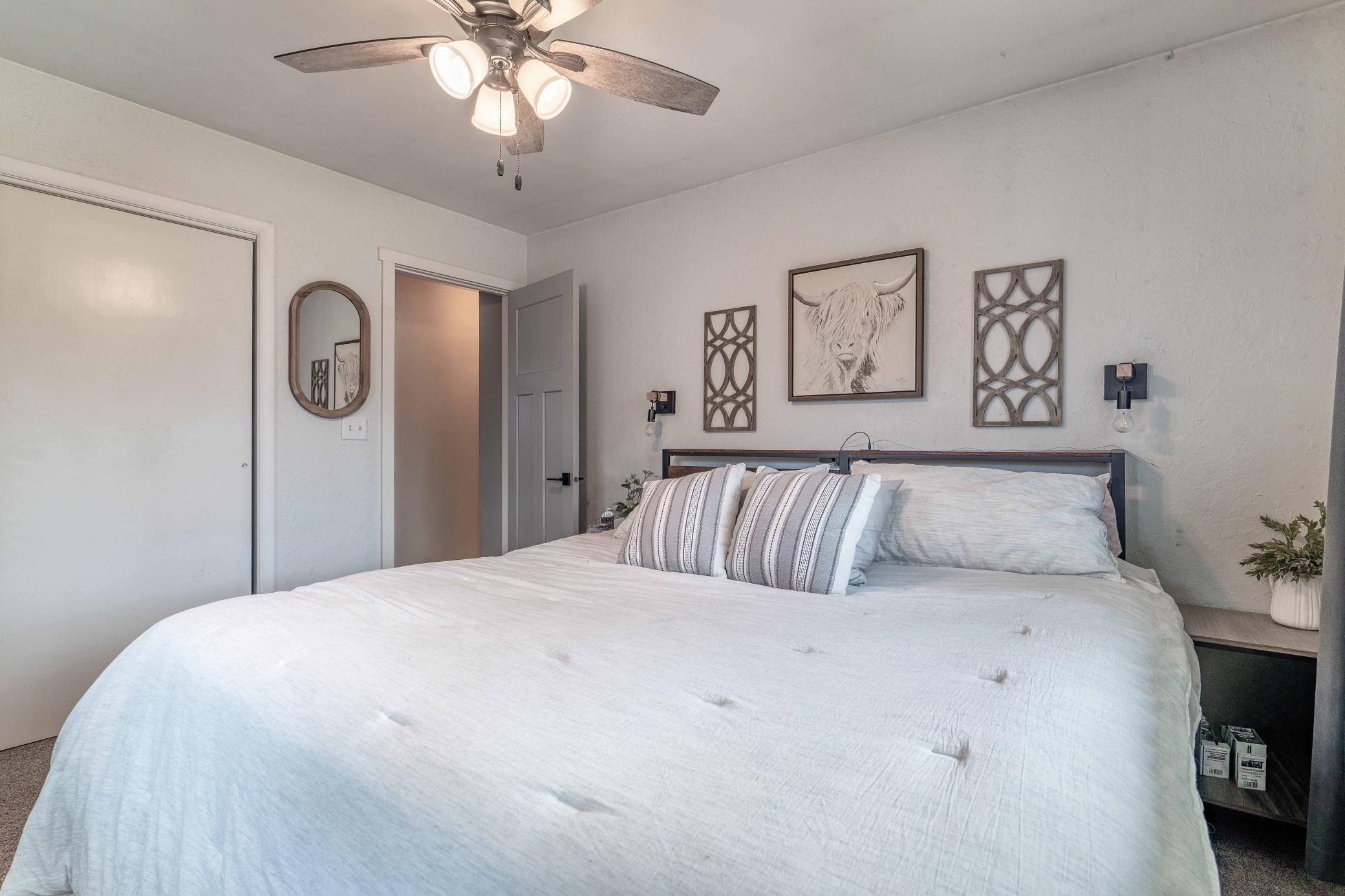 736 Shorewood Dr DL-233.jpg