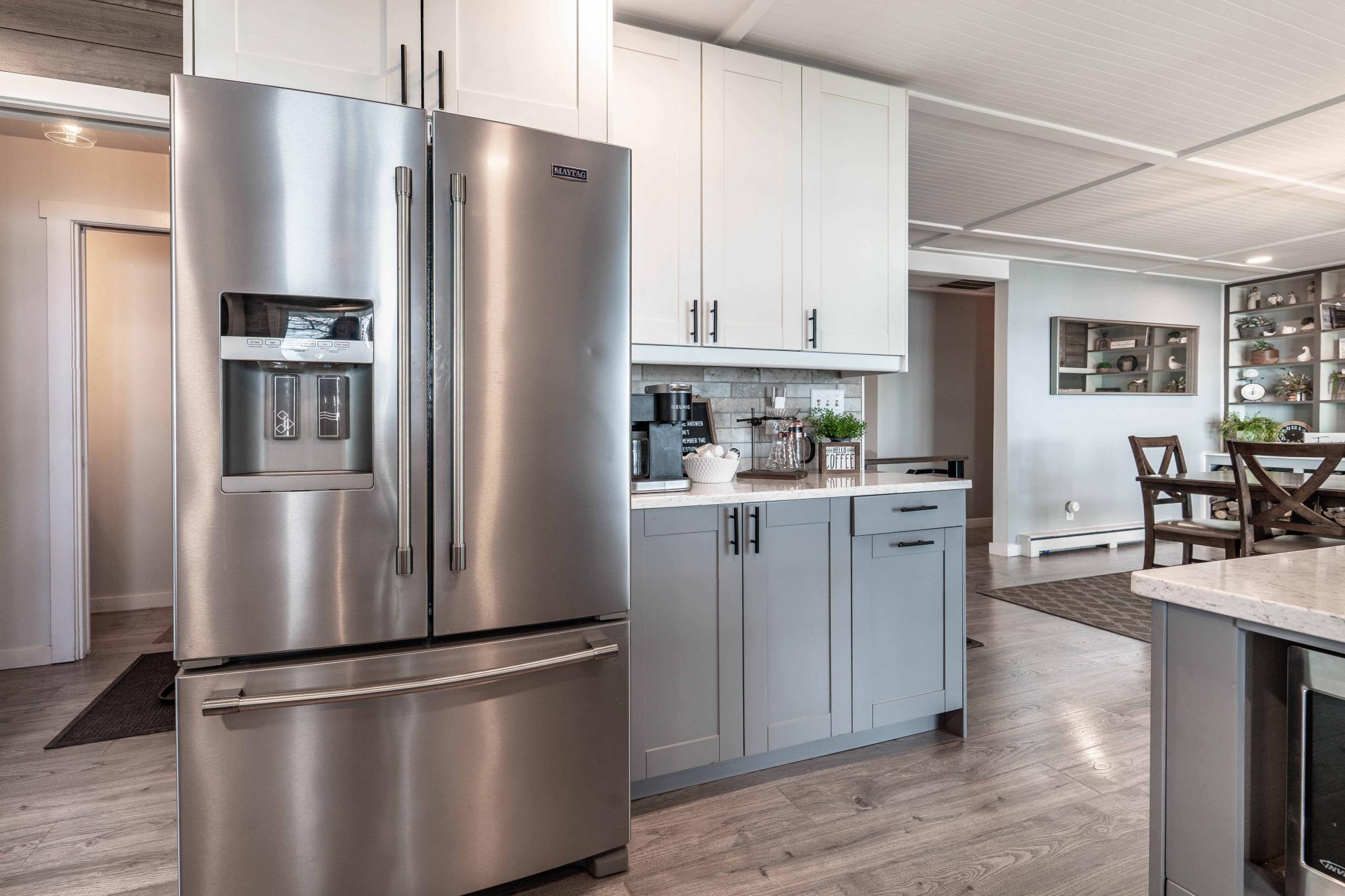 736 Shorewood Dr DL-216.jpg