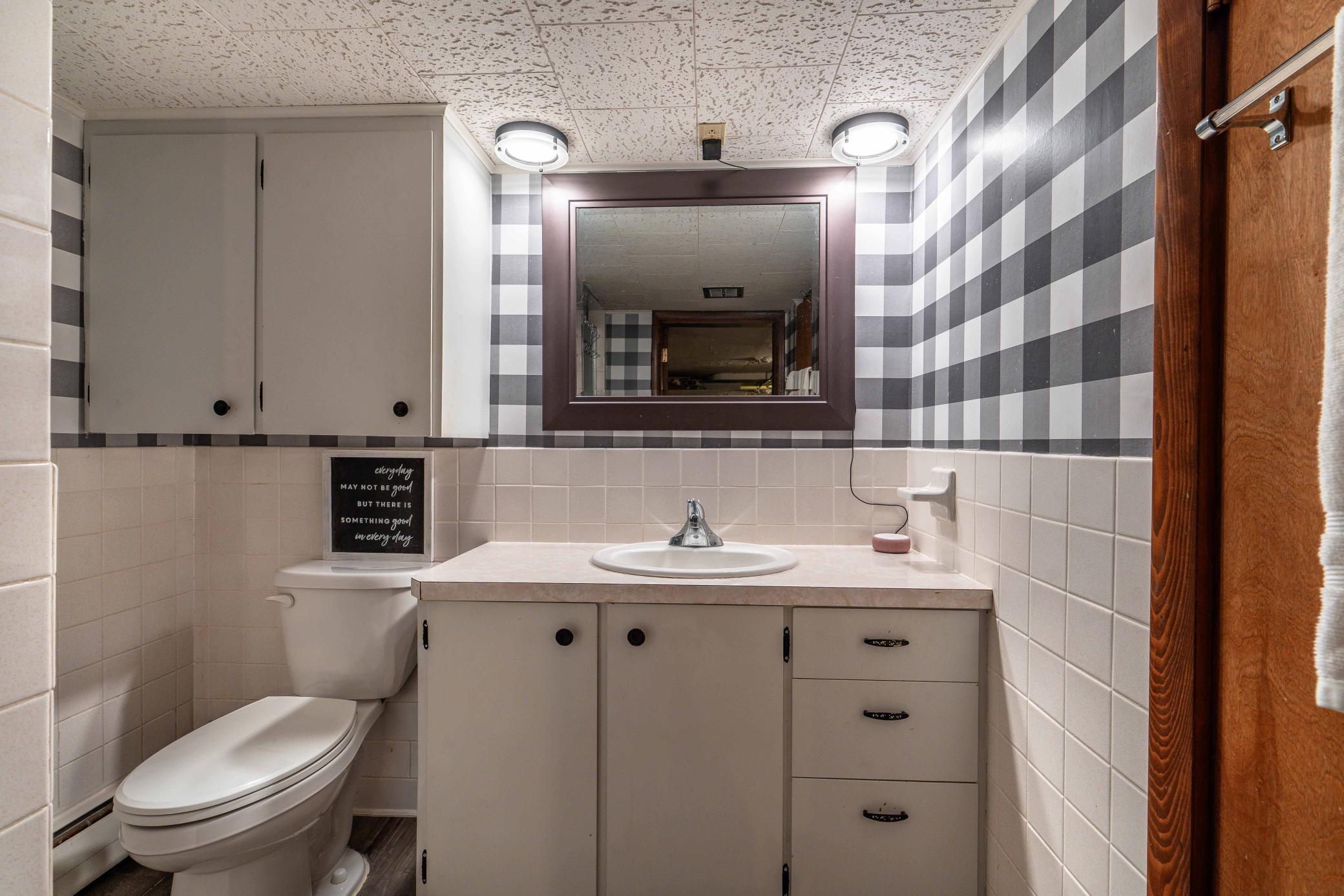 736 Shorewood Dr DL-251.jpg