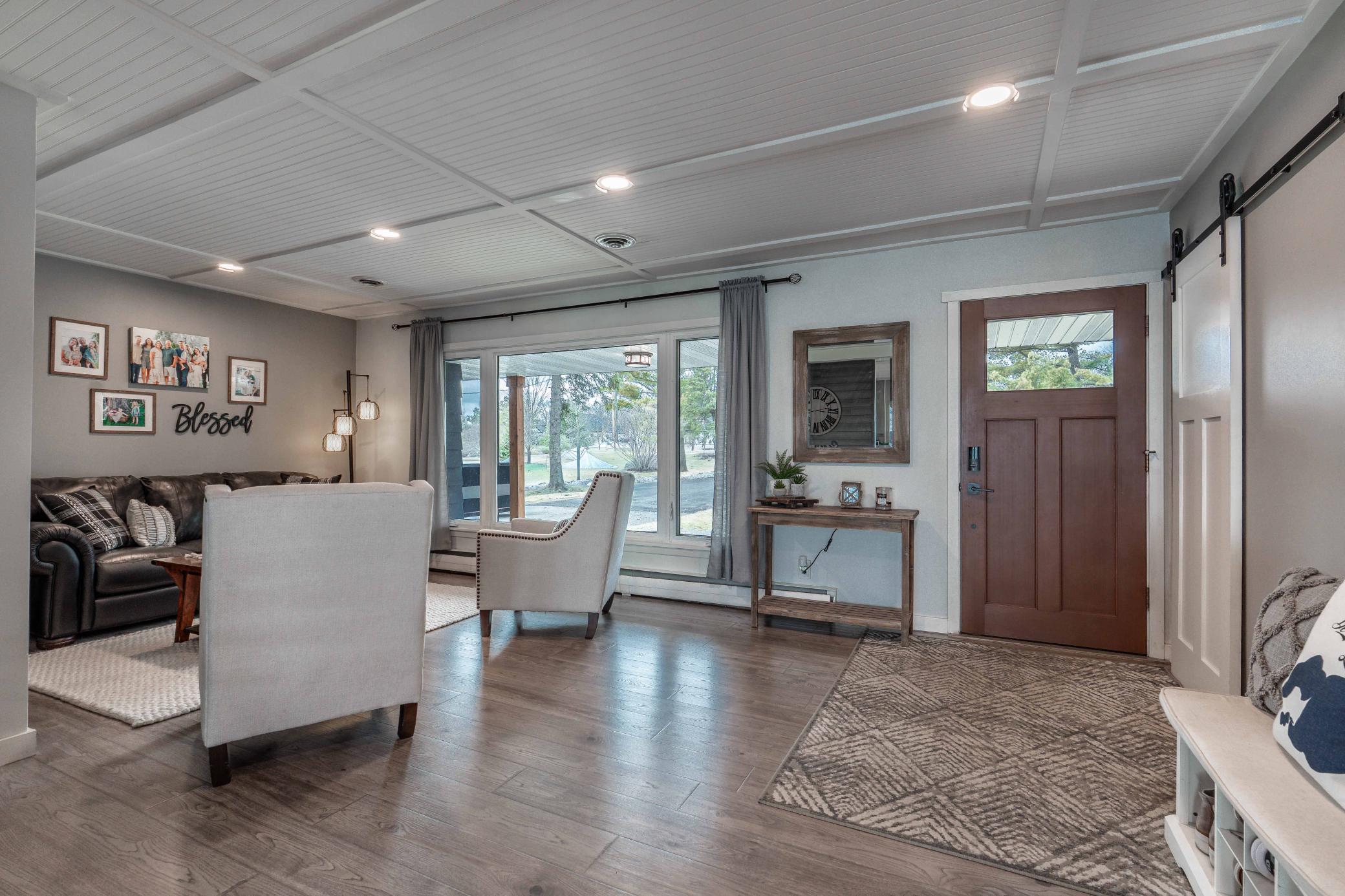 736 Shorewood Dr DL-201.jpg