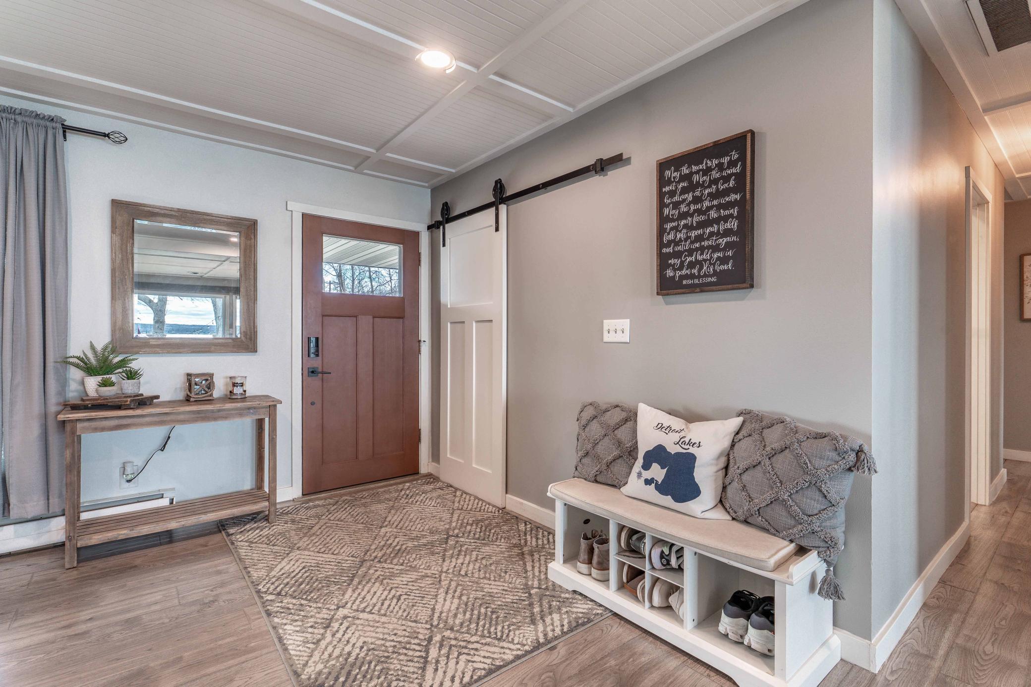 736 Shorewood Dr DL-202.jpg