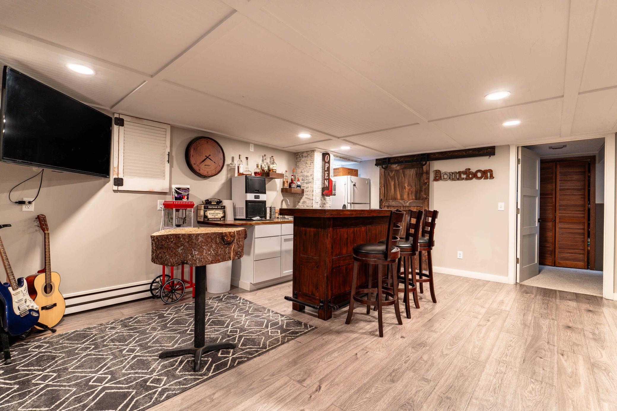 736 Shorewood Dr DL-235.jpg